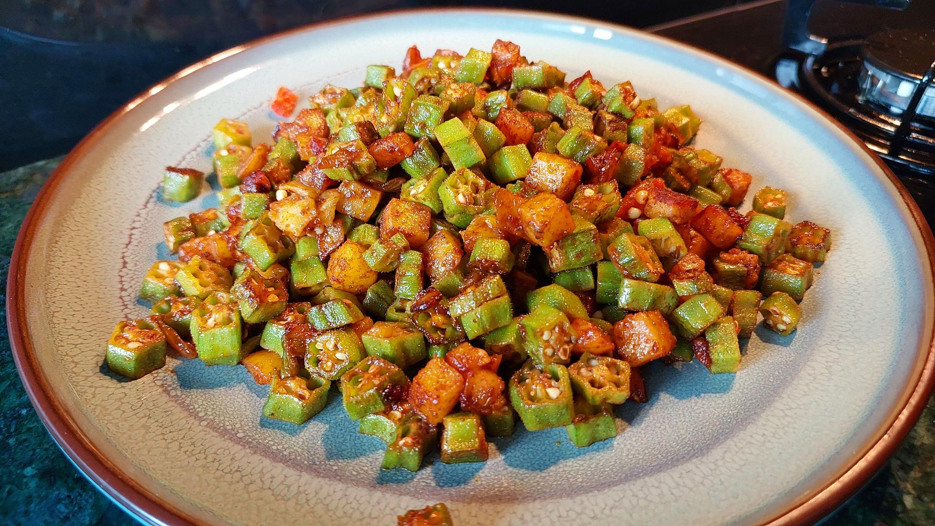 Aloo Bhindi- Okra with Potatoes