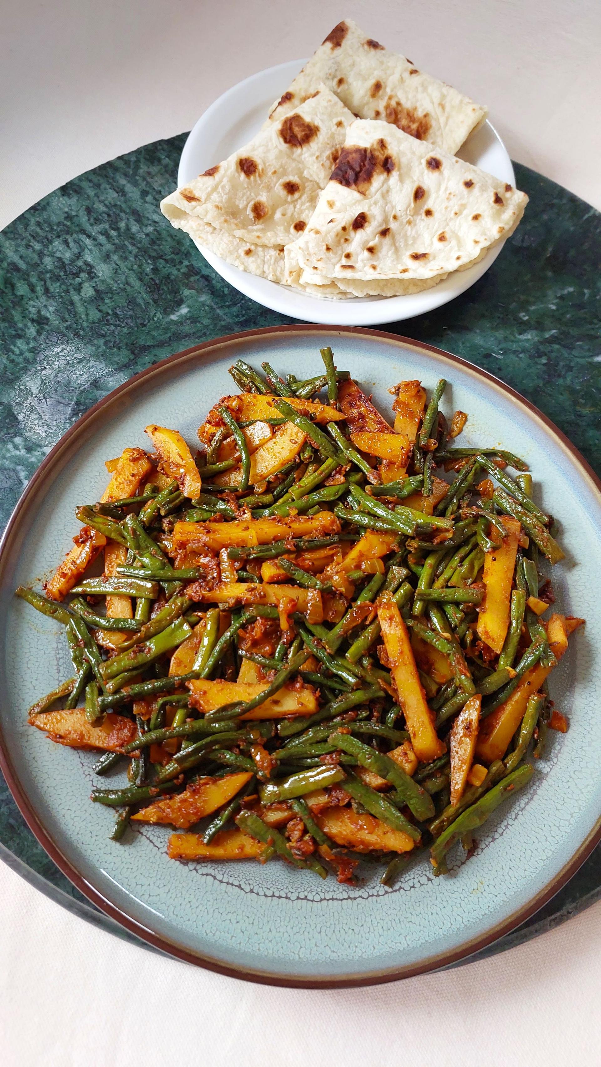 Long Bean And Potatoe Curry - Yardlong Bean Curry